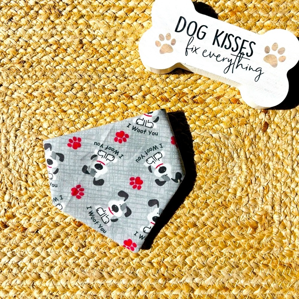 Reversible Scrunchie Dog Bandana with cute “I Woof You” print